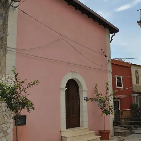 Case Albergo Al Cortiletto Licata Room photo