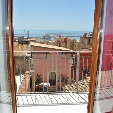 Case Albergo Al Cortiletto Licata Exterior photo